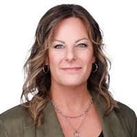 Angela Pyle's Instagram, Twitter & Facebook