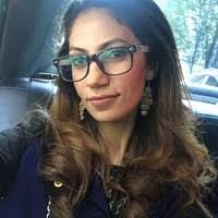 Dina Mahmoud's Instagram, Twitter & Facebook