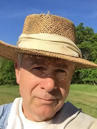 He doesn't throw anything away': Frugal fashion fans respond to Hardie  column