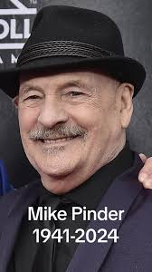 Remembering Mike Pinder from The Moody Blues. Got the sad news today that  he has passed away at the age of 82. #moodyblues #classicrock
