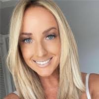 Mary Geer's Instagram, Twitter & Facebook