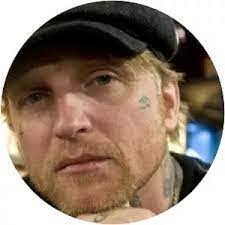 Thomas Pendelton's Instagram, Twitter & Facebook