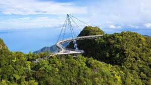 Tempat menarik di langkawi pada waktu malam ini tidak boleh di lewatkan sedikit pun. 7 Tempat Wisata Ikonis Di Malaysia Yang Terkenal
