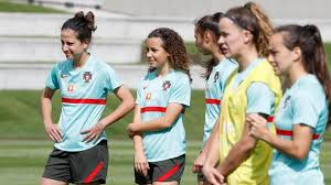 Uniforme da seleção feminina dos estados unidos bate recorde de vendas e supera até o que a acesse o dazn e teste grátis o serviço por um mês! Selecao Feminina Defronta As Campeas Mundiais A 10 De Junho Maisfutebol