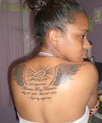They are usually accompanied by flowers, crosses or the body of angels. Angel Wings Tattoo And Cross On Back 1 Yuy Info Id 011004