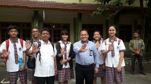 Drumband santa maria hut ri yang ke 74😎😎. Smp Santa Maria