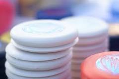Image result for how many frisbees do you need for frisbee golf