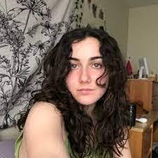 Emily Altschuler's Instagram, Twitter & Facebook