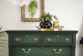 • in this video we will makeover this beautiful vintage dresser with annie sloan chalk paint. Layering Chalk Paint Salvaged Inspirations