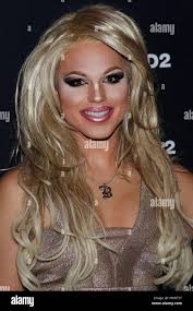 Derrick barry hi-res stock photography and images