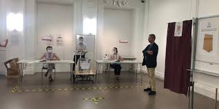 15 rue du en cliquant sur se rendre au bureau…, vous serez dirigé sur une carte qui vous indiquera la localisation du bureau par rapport à votre lieu de. Masques Marquages Au Sol A Paris Les Bureaux De Vote Prennent Toutes Les Precautions