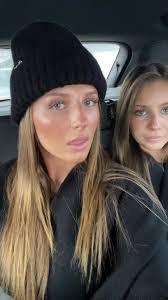 Lily Carlson's Instagram, Twitter & Facebook