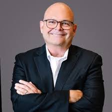 Darin Morrow's Instagram, Twitter & Facebook