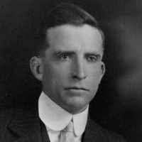 Luther Huff's Instagram, Twitter & Facebook