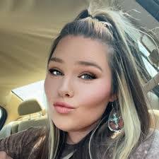 Brooke Countryman's Instagram, Twitter & Facebook