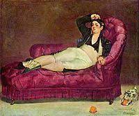 American alteration of french chaise longue (literally long chair), due to a conflation with english lounge (the term, of uncertain etymology, is possibly a distant cognate of french long); Chaise Longue Wikipedia