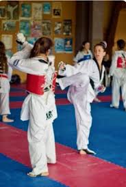 Pin By E Cohen On Karate Fighters Taekwondo Girl Martial Arts Women Karate Martial Arts