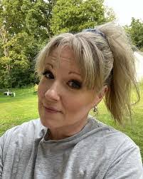 Heather Highfill's Instagram, Twitter & Facebook