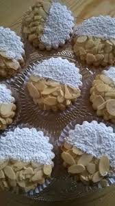 Gâteau sec au fromage ♥♥ ingrédients: Https S Media Cache Ak0 Pinimg Com Originals 58 Cc 4c 58cc4c01a16bf2a62c0e7a02cf07de48 Jpg Moroccan Desserts Almond Recipes Bakery Desserts