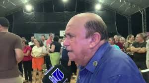 Ao lado de aliados, vereador Jorginho do Isac comparece e se emociona em  inauguração de obras em Russas