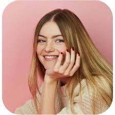 Essie Small's Instagram, Twitter & Facebook