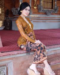 60 Model Kebaya Modern Terbaru 2020 Inspirasi Wanita Bergaya