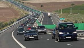 Traficul pe autostrada soarelui este restrictionat pe o banda pe sensul de mers catre bucuresti din cauza unui accident produs sambata dimineata. Pericol Pe A2 BucureÈ™ti ConstanÈ›a O MaÈ™inÄƒ A Luat Foc Pe Autostrada Soarelui Cum Se CirculÄƒ In ZonÄƒ Foto Impact