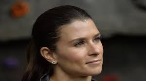 NASCAR: Danica Patrick posts 'raw' photo to prove fitness