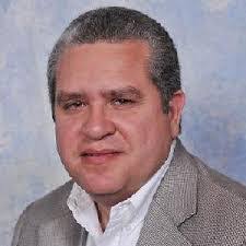 Holly Schade's Instagram, Twitter & Facebook