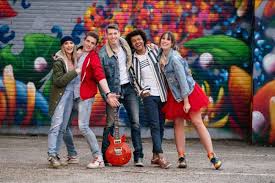 So, what do we all think of the new age countdown performance? De Allerlaatste Clip Van Ghost Rockers Is Er Showbizzplaza
