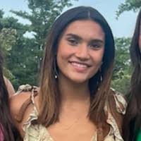 Lacey Hooser's Instagram, Twitter & Facebook