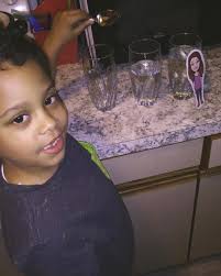 Amanda Hochkins (@a_hochkins)