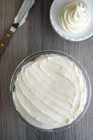 Fluffy Cream Cheese Frosting Dessarts Recipe In 2021 Frosting Recipes Cream Cheese Buttercream Frosting Fluffy Cream Cheese Frosting