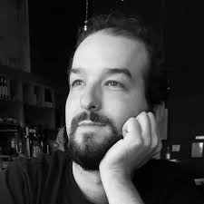 Stream Chris Guest music