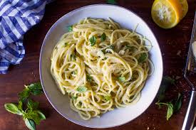 Simplest Spaghetti Al Limone Smitten Kitchen Recipes Food Smitten Kitchen