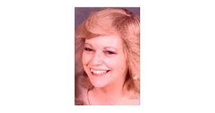 Tracy Fields's Instagram, Twitter & Facebook