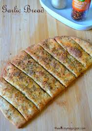 Garlic Bread Dominos Style My Magic Pan Garlic Bread Bread Cheese Toast Recipe