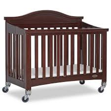 Tempat Tidur Bayi Lipat Venice Mini Yang Dirancang Untuk Keluarga Modern Sempurna Untuk Kehidupan Perkotaan Ata Di 2020 Tempat Tidur Bayi Keluarga Modern Tempat Tidur