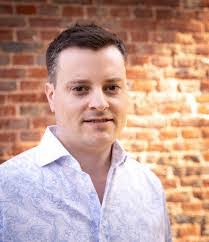 Chris Colvin's Instagram, Twitter & Facebook