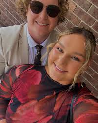 Amy Veenstra (@veenstraamy) • Instagram photos and videos