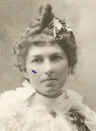 Miola Sally Townsend McIntyre (1878-1964)