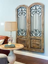 Get Joanna Gaines Flea Market Style With Thrifty Shopping Tips Home Decor Decor Vintage Doors