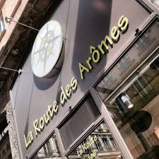 Swiss railways (sbb/cff/ffs) also services this route every 4 hours. Les Thes Christine Dattner Paris Nos Thes Sont Lyon Ici A La Route Des Aromes 21 Rue De Brest Christine Dattner La French Touch Du The De Brest Paris Rue