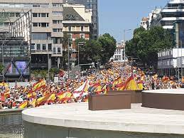 Este próximo lunes 31 de mayo, inicia la semana de los súper descuentos, tendremos precios increíbles. Manifestacion En Colon En Directo Miles De Personas Desbordan La Plaza Contra Los Indultos Basta Ya Espana