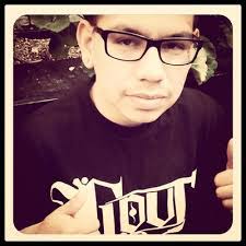 Alex Berber's Instagram, Twitter & Facebook