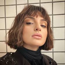 Io quando non sono io, sono tutta un'altra cosa. Stasera comunque saremo al  concerto in onore di @johnlennon al @fabrique_milano, io e tanti  meravigliosi altri artisti per festeggiare il suo ottantesimo compleanno.