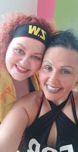 Sundays are for your #ZumbaFam 😍💋 Tag a bestie in the comments below! 📸  @kate.elbitar @loren_elbitar @zumbasoline