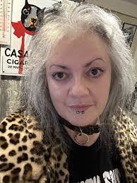 Ray Grindrod's Instagram, Twitter & Facebook