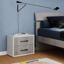 Il comodino è un elemento d'arredo indispensabile nella camera da letto, in quanto funge da piano d'appoggio, da base per lampada e anche da punto di riferimento per appoggiare abiti o oggetti di uso comune. Comodino Moderno Cemento Con 2 Cassetti Per Cameretta Bambini Comodini In Legno Ideali In Camera Da