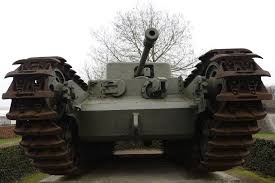 Si vous êtes collectionneur d'objets militaires ou simple passionné d'histoire vous trouverez nécessairement. Insolite Tanks Cherchent Proprietaires Vsd